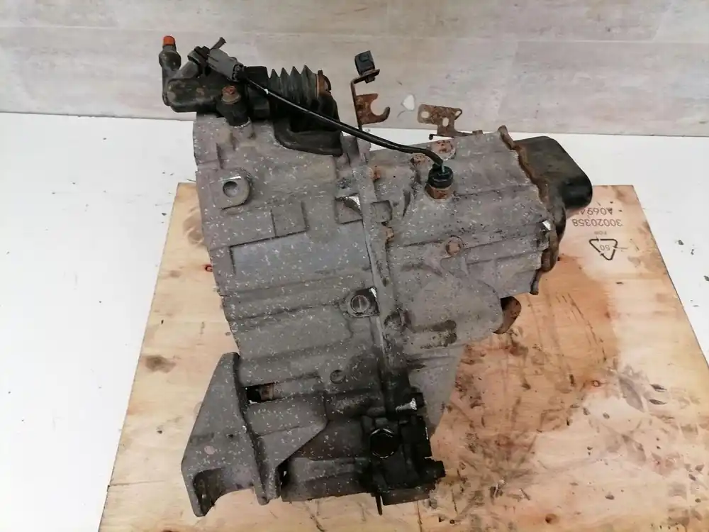 Wochenendangebot Getriebe und Differential gebraucht MAZDA 2 (DE) Baujahr 2009