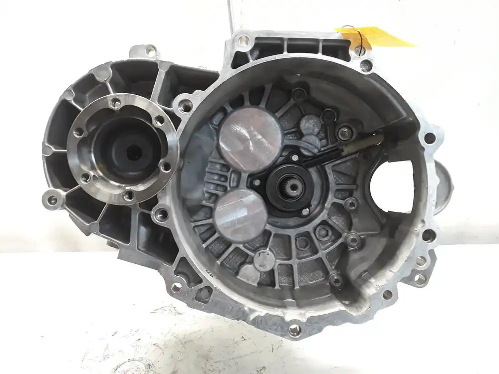 Getriebe und Differential gebraucht SKODA KAROQ Baujahr 2022 Preis Gesenkt