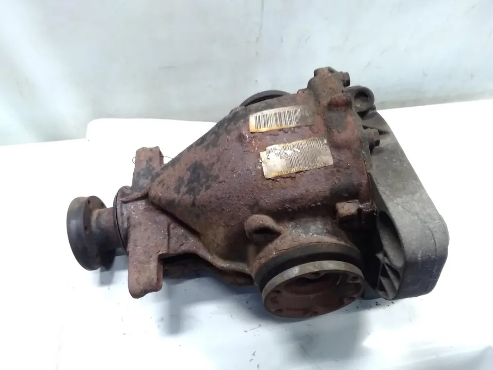 Getriebe und Differential gebraucht BMW 7-ER (E65,E66) Baujahr 2004 Geprüft