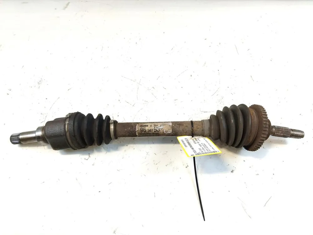 Begrenztes Angebot Antriebswellen und Gelenkwellen gebraucht PEUGEOT 206 (AB 03/03) Baujahr 2005