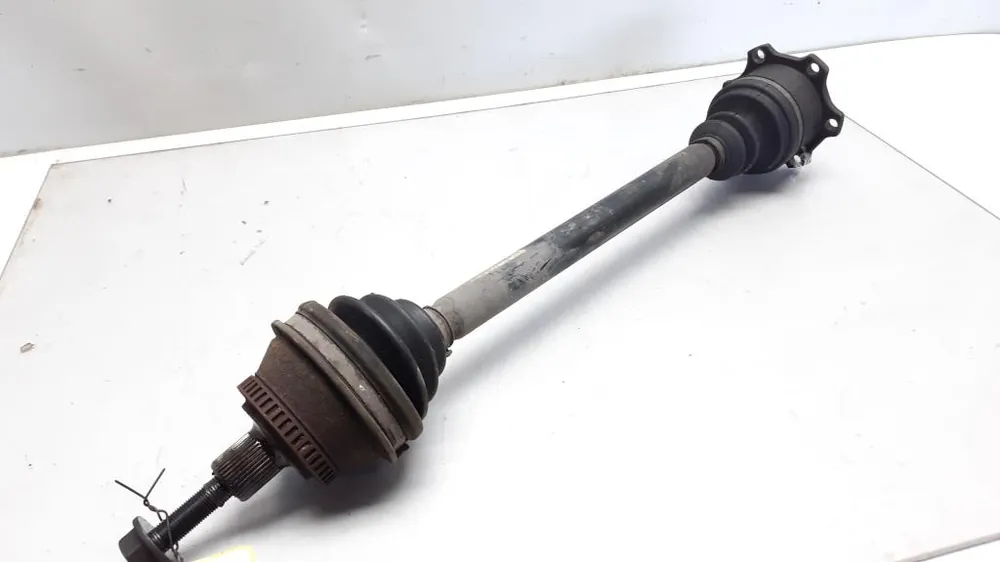 Neuheit Antriebswellen und Gelenkwellen gebraucht VW PASSAT (3B3/3B6) Baujahr 2002