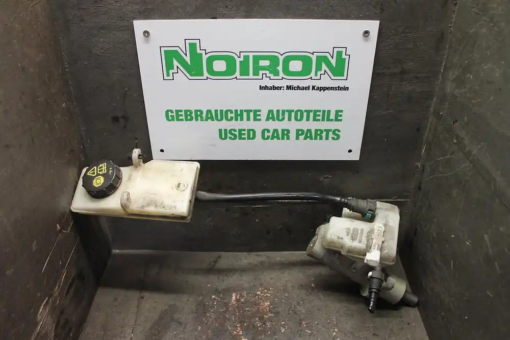 Hauptbremszylinder, Bremskraftverstärker gebraucht FORD FOCUS C-MAX (DM2) Baujahr 1900 Neu