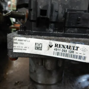 Hilfsmotoren,-Pumpen gebraucht RENAULT LAGUNA III Baujahr 2011 Heißes Angebot