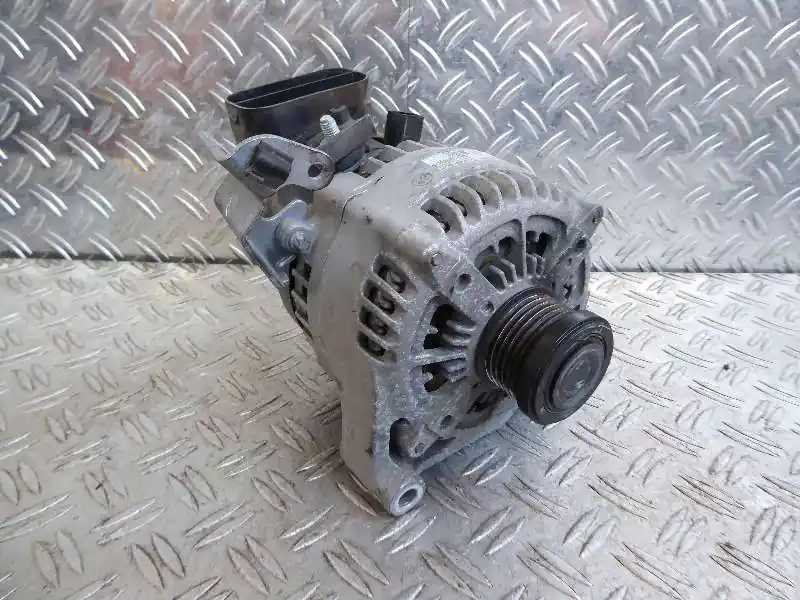 Neue Ware Anlasser, Lichtmaschine gebraucht BMW 1-ER (F20) (2011-) Baujahr 2014