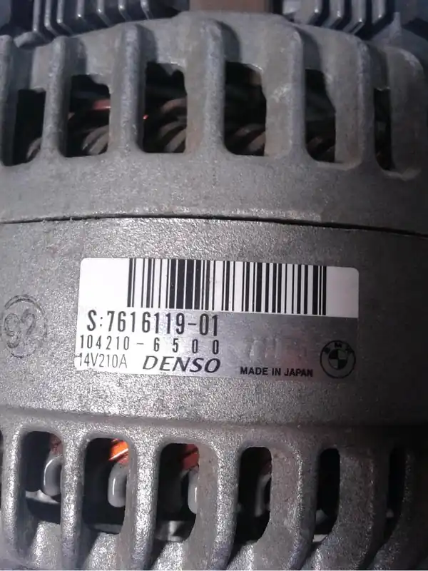 Anlasser, Lichtmaschine gebraucht BMW 013-ER REIHE F30 Baujahr 2012 Knallerangebot