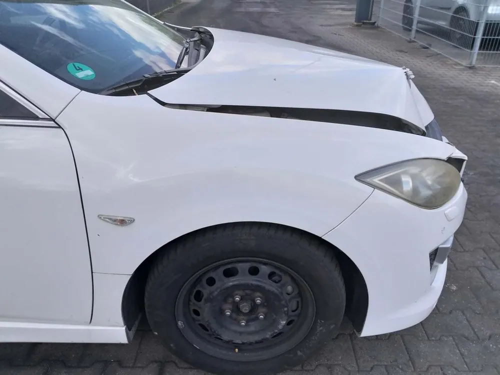 Kotflügel gebraucht MAZDA 6 KOMBI (GH) Baujahr 2009 Wochenendangebot