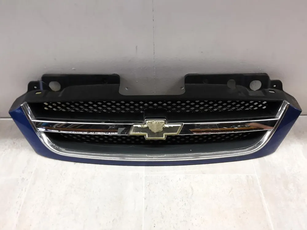 Highlight Grill, Emblem, Schriftzüge gebraucht CHEVROLET-DAEWOO REZZO Baujahr 2006