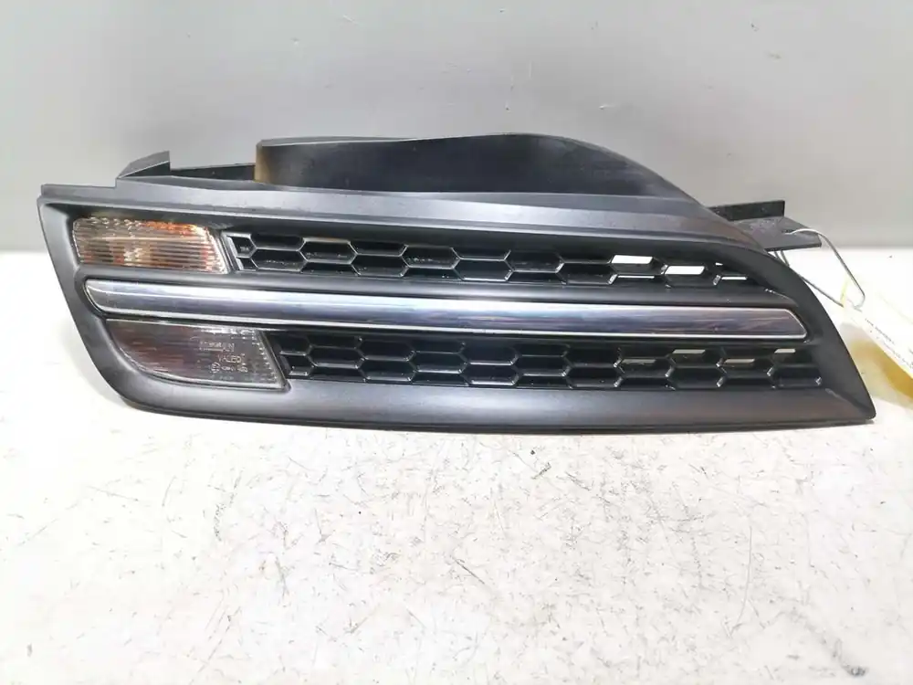 Billig Grill, Emblem, Schriftzüge gebraucht NISSAN MICRA (K12E,AB11/02) Baujahr 2005