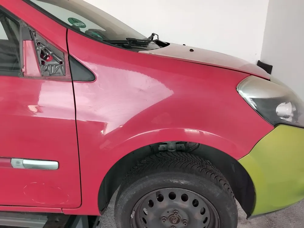 Kotflügel gebraucht RENAULT CLIO III GRANDTOUR Baujahr 2009 Ausverkauf